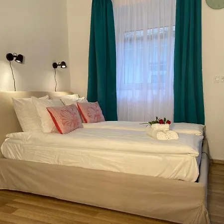 B20 Apartament *